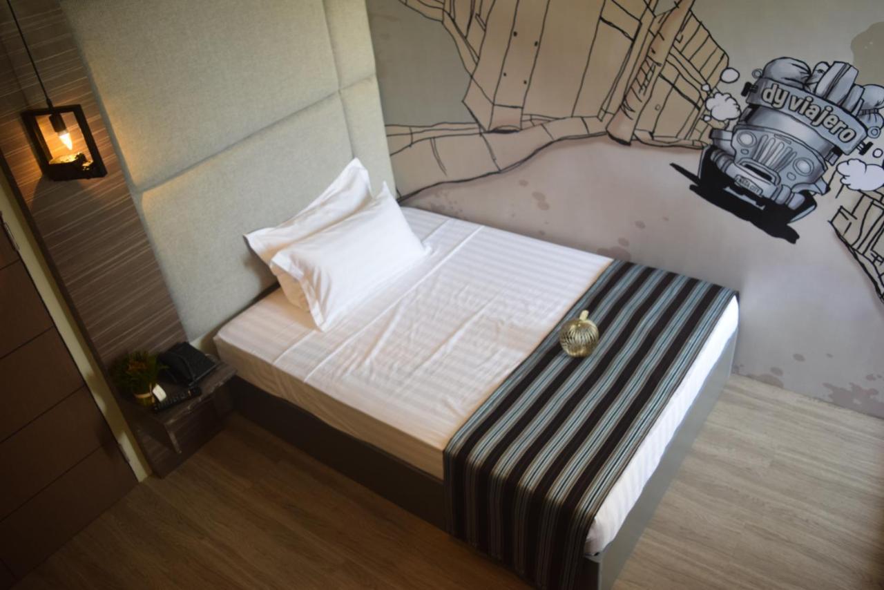 Dy Viajero Transient Hotel Naga  Luaran gambar
